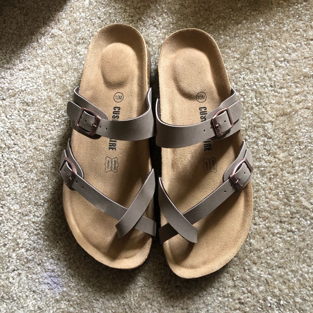 Cushionaire Women’s Sandals Brand New
